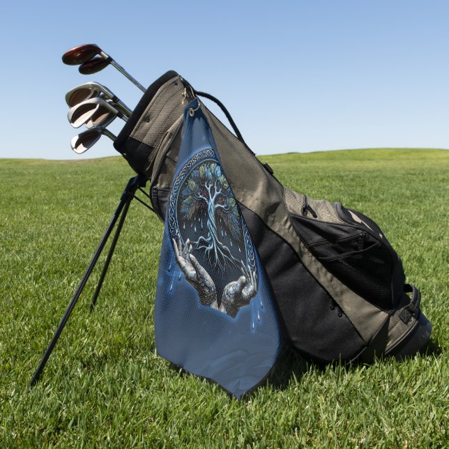Serviette De Golf Eau et Sagesse : L'arbre celtique mystique de la v (Vert)