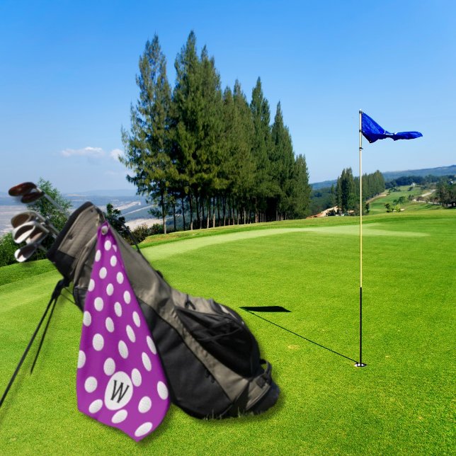 Serviette De Golf Magenta Golf Ball Motif Monogramme Personnalisé (Créateur téléchargé)