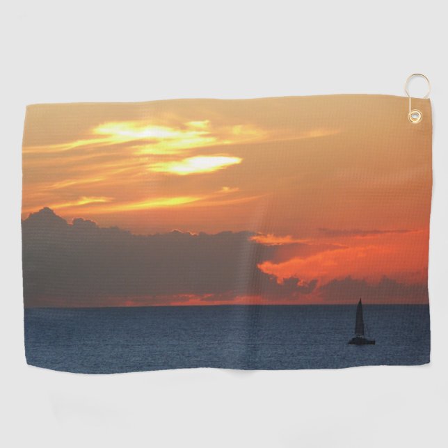 Serviette De Golf Sunset Clouds and Sailboat Seascape (Horizontal)