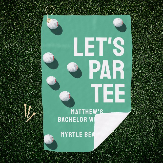 Serviette De Golf Voyage de golf personnalisé pour enterrement de vi (Green Golf towel with Large typography reading LET'S PAR TEE and custom text for your bachelor party)