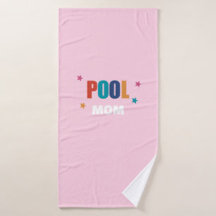 Serviette de piscine d'été typographie rose maman