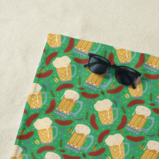 Serviette De Plage Bières et Brats Whimsical (En situation)