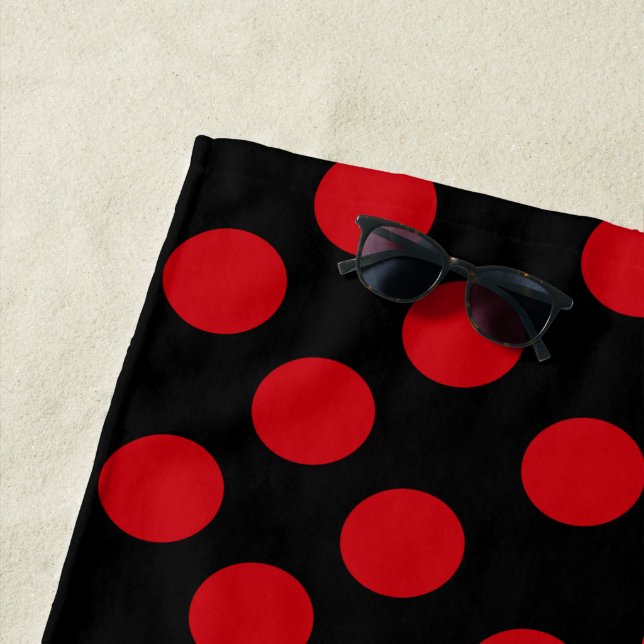 Serviette de plage Black Red Dots - Couleurs perso (En situation)