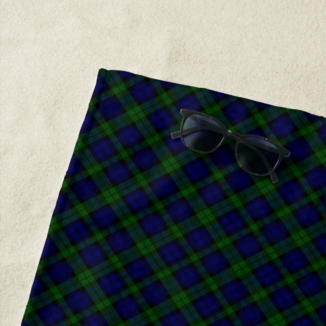 Serviette De Plage Black Watch Tartan bleu vert Plaid (En situation)
