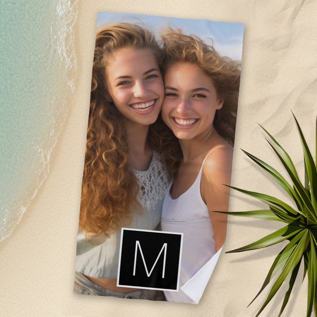 Serviette De Plage Black & White 1 Photo Collage personnalisé Monogra (Custom Beach Towel - Add large photo and monogram or name)