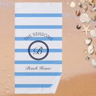 Serviette De Plage Chic Monogram Light Blue Stripes Nom de famille