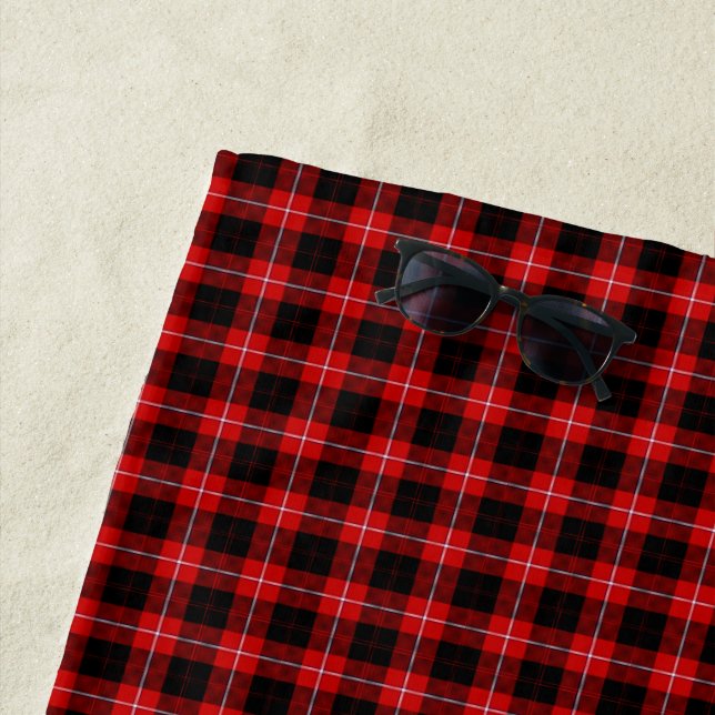 Serviette De Plage Cunningham Tartan rouge noir (En situation)