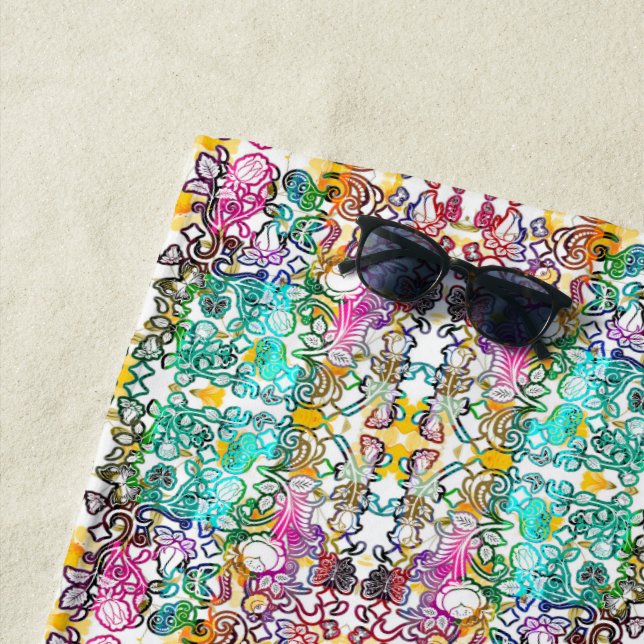 Serviette De Plage Cute white colorful flowers  (En situation)