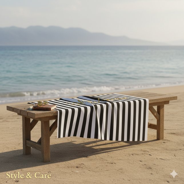 Serviette De Plage Elegant Black White Stripe Towel Personalized Name (Elegant Black White Stripe Towel Personalized Name)