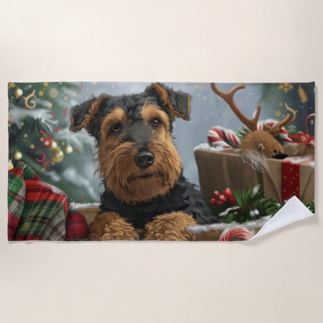 Serviette De Plage Festive de Noël de Chien Airedale (Devant)