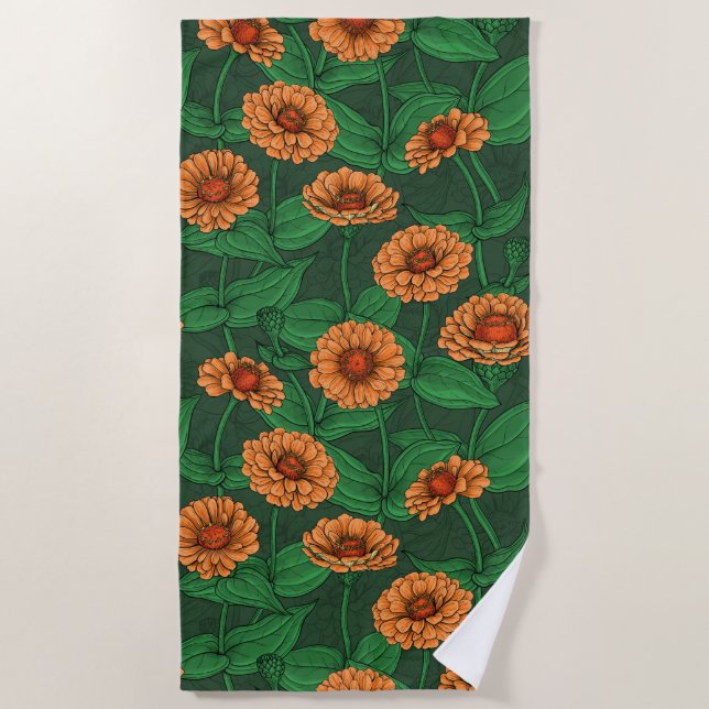 Serviette De Plage Fleurs Zinnia orange, feuilles verts sur vert fonc (Devant)