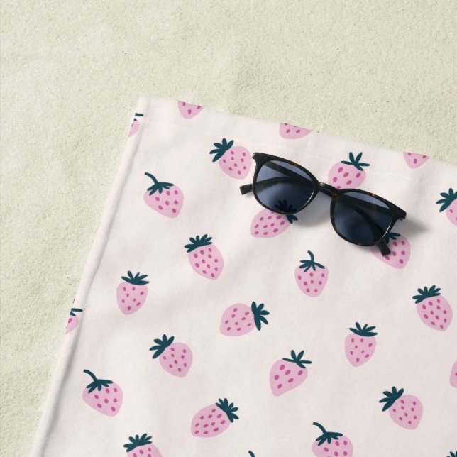 Serviette De Plage fraises rose (En situation)
