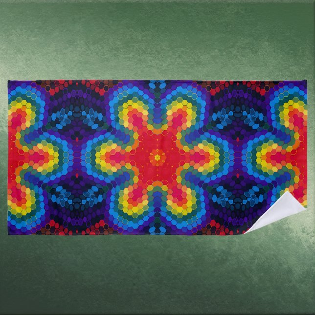 Serviette De Plage Hex Mandala Red Yellow and Blue (Red Yellow and Blue Hexagon Mandala Beach Towel by Wormhole Orbital)