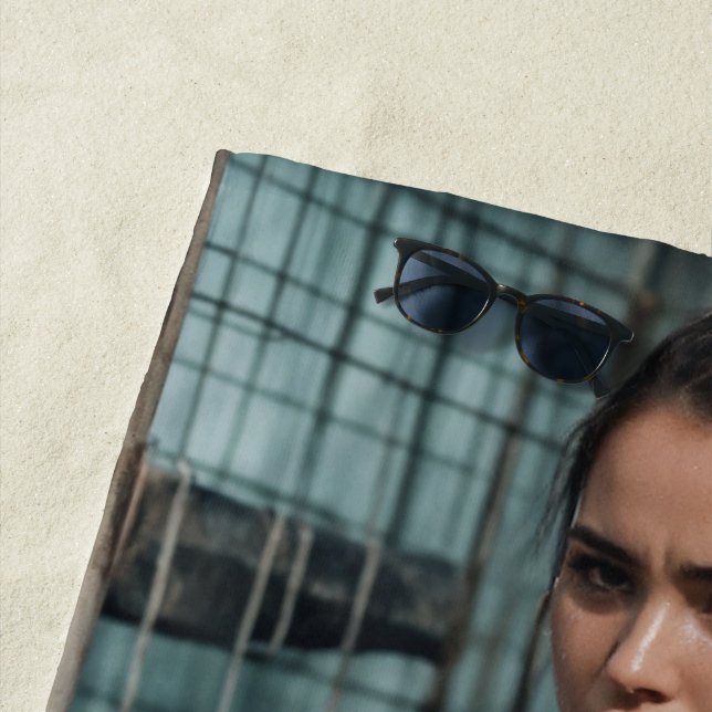 Serviette De Plage #HotLaysCoolWavesBeachTowel (En situation)