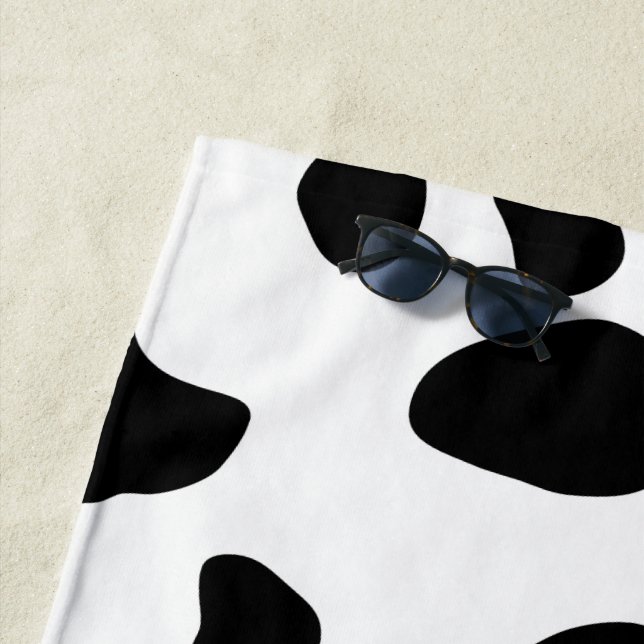 Serviette De Plage Impression De Vache, Motif De Vache, Spots De Vach (En situation)