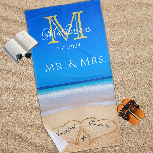 Serviette De Plage M. Mme Beach Coeurs de mariage Sable Famille Monog (Créateur téléchargé)