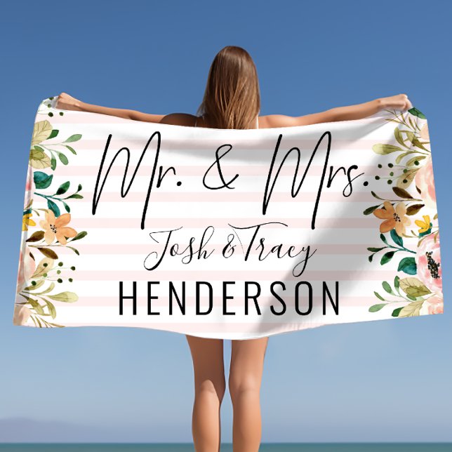 Serviette De Plage M. & Mme Nom personnalisé et nom Floral (Mr. & Mrs. Personalized Names and Last Name Floral Beach Towel)