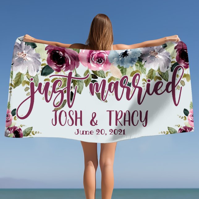 Serviette De Plage Marié marié et marié mariage personnalisé (Just Married Bride and Groom Custom Wedding Beach Towel)