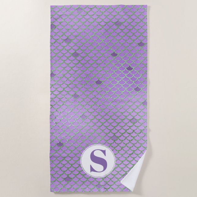 Serviette De Plage Monogramme Éscaliers de sirènes pourpres et vertes (Devant)