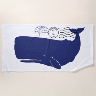 Serviette De Plage Monogramme nautique de timbre-poste de baleine