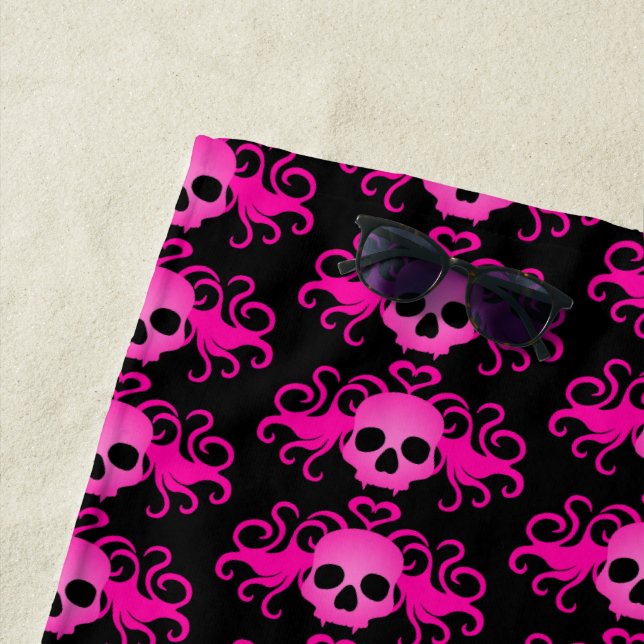 Serviette De Plage Motif de crâne gothique rose (En situation)