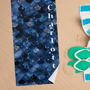 Serviette De Plage Nom des écailles de sirène bleu foncé