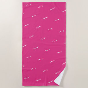 Serviette De Plage Nom personnalisé en calligraphie rose vif en répét