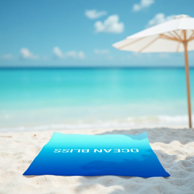 Serviette De Plage Ocean Bliss - Moderne Blue Gradient (Wrap up in Ocean Bliss. Calming blue gradient beach towel for serenity.)