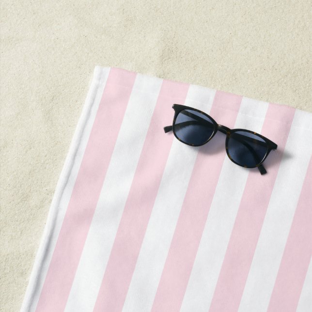 Serviette De Plage Pastel Rose Stripes Solide Couleur Vacay été (En situation)
