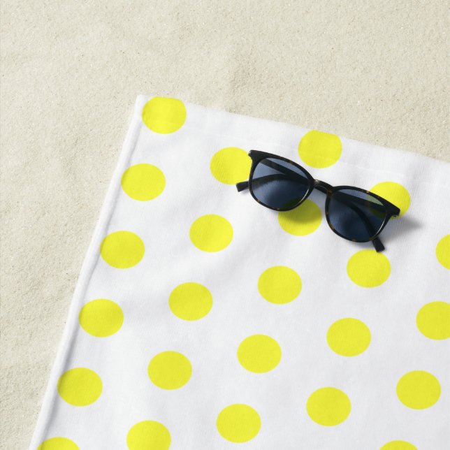 Serviette de plage Pois jaune (En situation)
