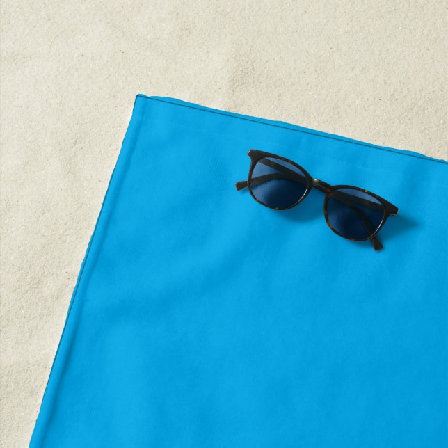 Serviette De Plage Solid Cyan Blue Background | Summer Minimal Style (En situation)