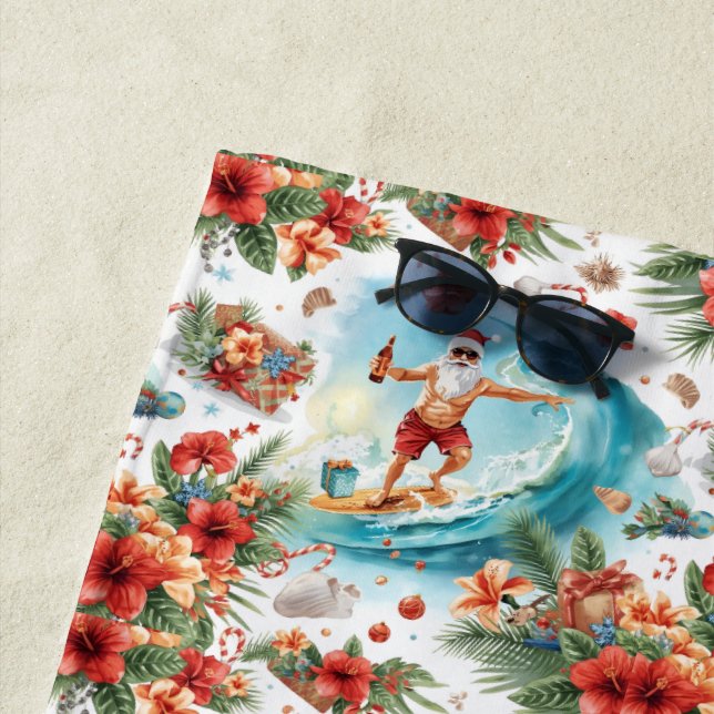 Serviette De Plage Surfing Santa Christmas with Santa Surfer  (En situation)
