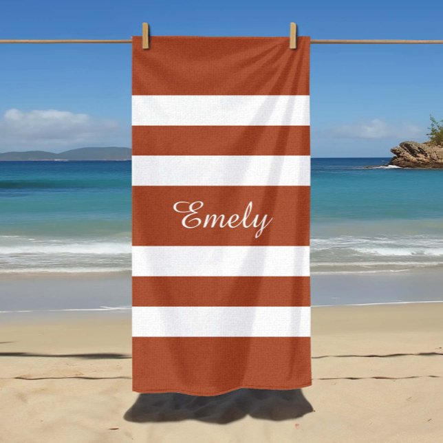 Serviette De Plage Terracotta Brown Nom trié (Custom Name Modern Terracotta Brown Striped Beach Towel
)