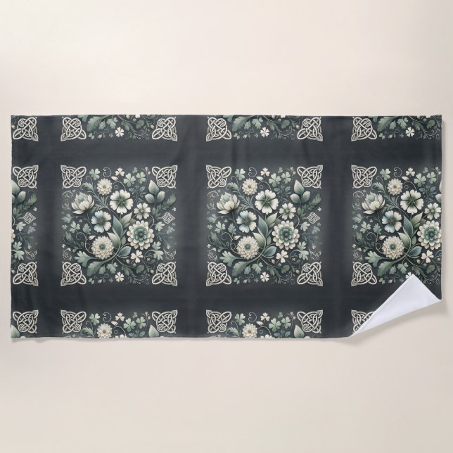 Serviette De Plage Whispered Clover Knotwork Garden (Devant)