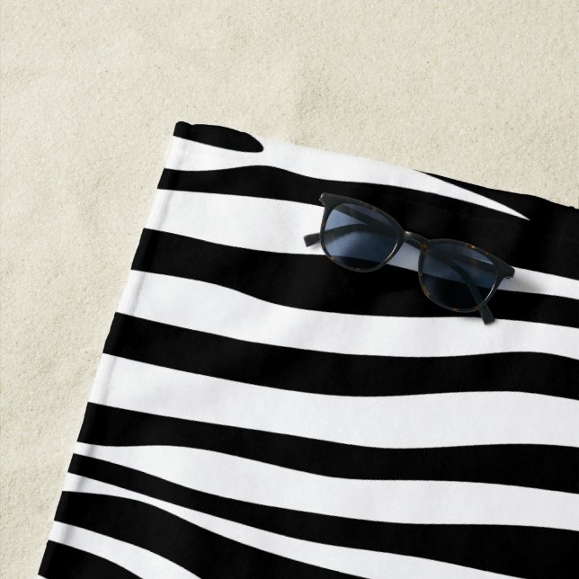 Serviette De Plage Zebra Print, Zebra Stripes, Noir Et Blanc (En situation)