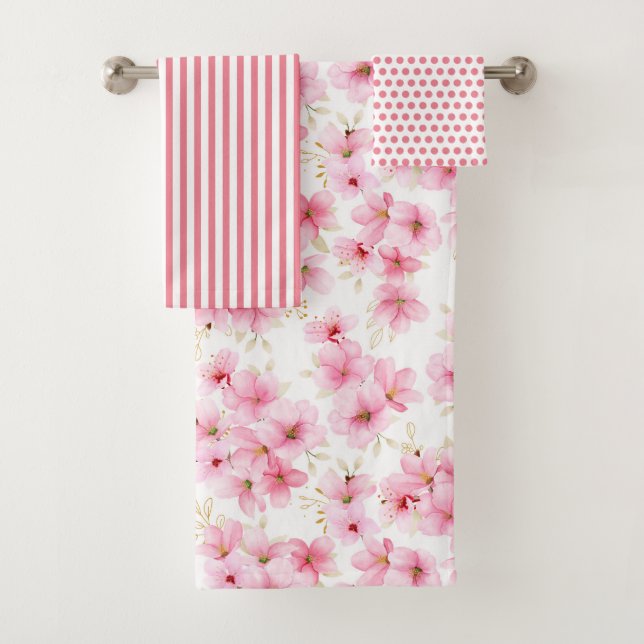 Serviette en fleurs cerise (En situation)