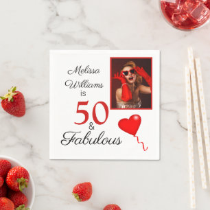 Serviette En Papier 50 et Fabulous Photo avec nom Red 50th Birthday