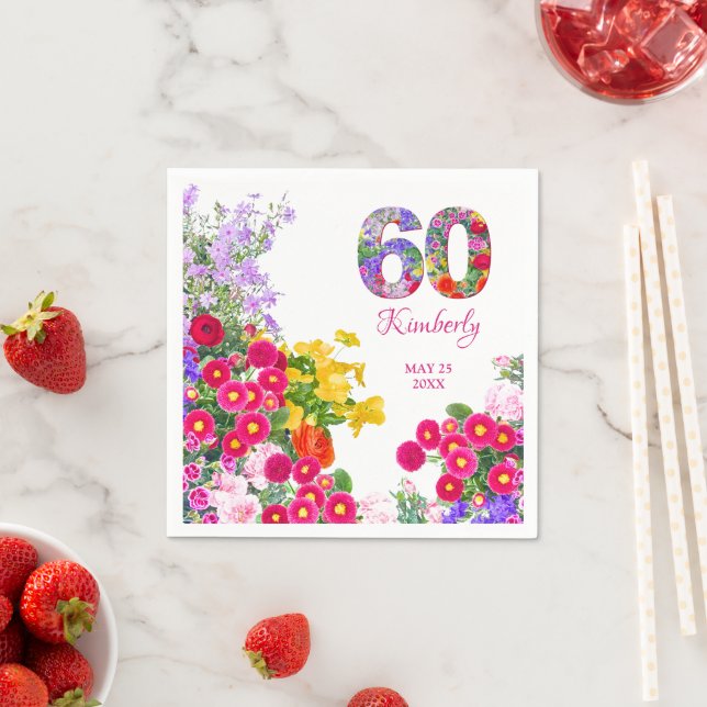 Serviette En Papier 60e anniversaire fleurie nom et serviettes de date (En situation)