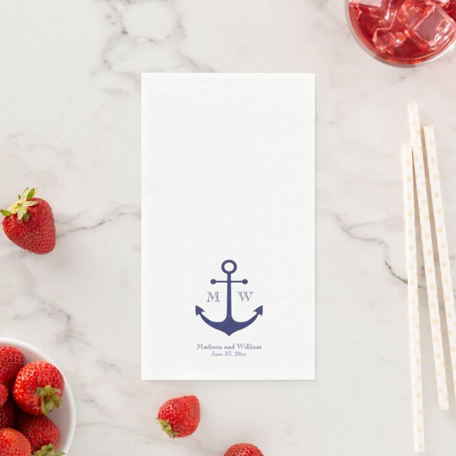 Serviette En Papier Ancre nautique de mariage personnalisée bleu marin (En situation)