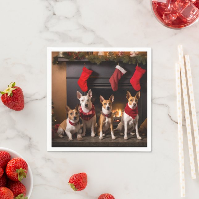 Serviette En Papier Basenji au coin du feu Noël (En situation)