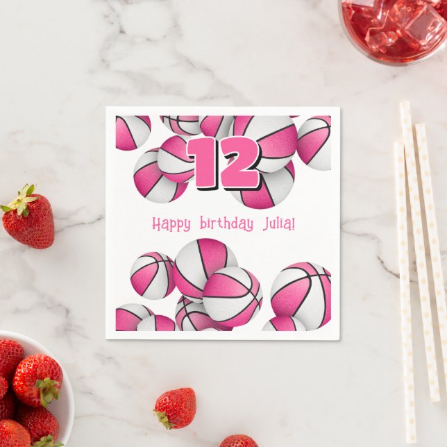 Serviette En Papier basket blanc rose anniversaire de enfant (En situation)