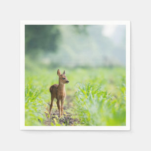 Serviette En Papier Bébé mignon cerf Fawn dans l'herbe Nature Photogra