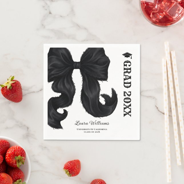 Serviette En Papier Black Bow Modern Graduation  (En situation)