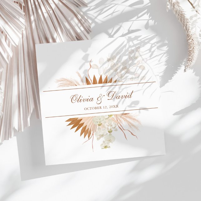 Serviette En Papier Boho Terracotta Pampas Grass Orchid Mariage (Boho Terracotta Pampas Grass Orchid Wedding Paper Dinner Napkins on a sunny white table.)