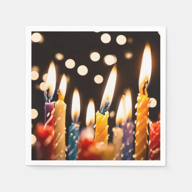 Serviette En Papier Bougies D'Anniversaire Avec Lumières De Bokeh (Devant)