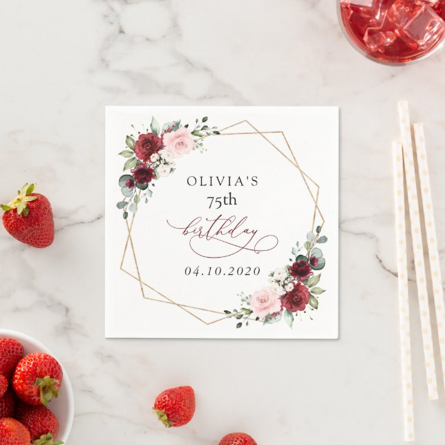 Serviette En Papier Burgundy Red Flowers, Pink Flowers, Birthday (En situation)