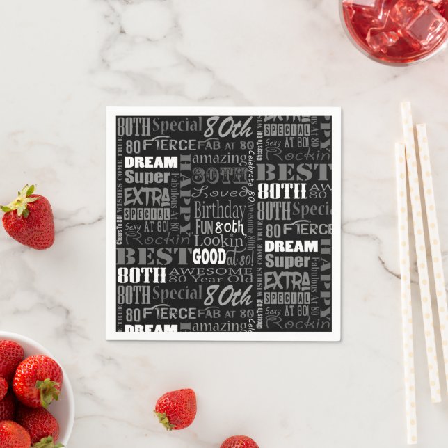 Serviette En Papier Cadeaux Uniques Et Spéciaux De Fête Du 80E Anniver (En situation)