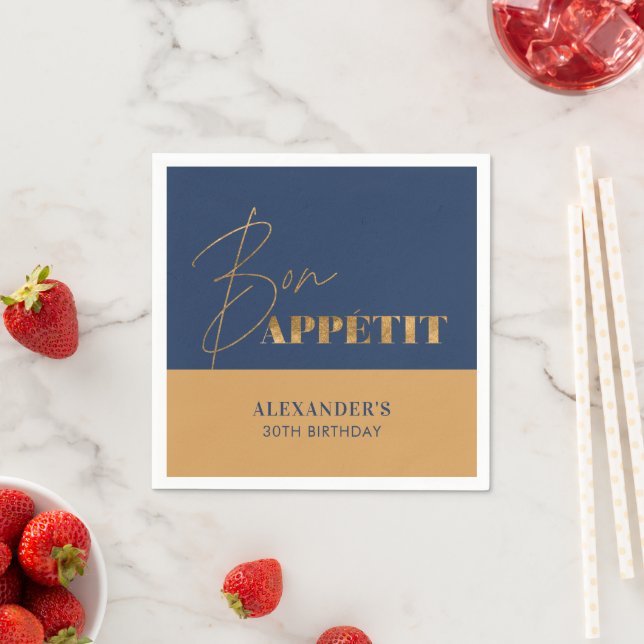 Serviette En Papier Chic Marine et Or Bon Appétit Écriture Anniversair (En situation)