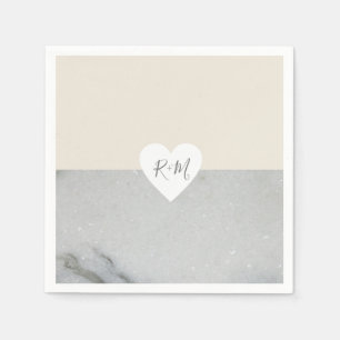 Serviette En Papier Coeur d'amour élégant avec fiancée et initiales du