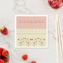 Crème avec motif détaillé rose